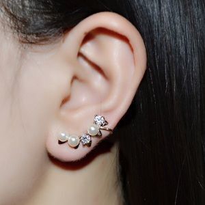 18k gold plated pearl/rhinestone cuff earring